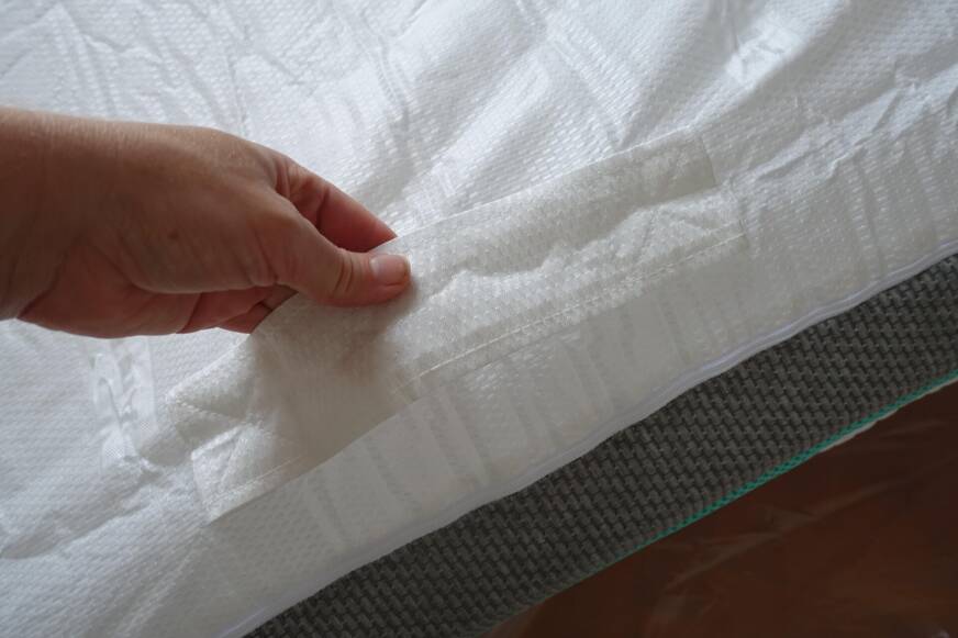 rem-fit mattress anti-slip cover